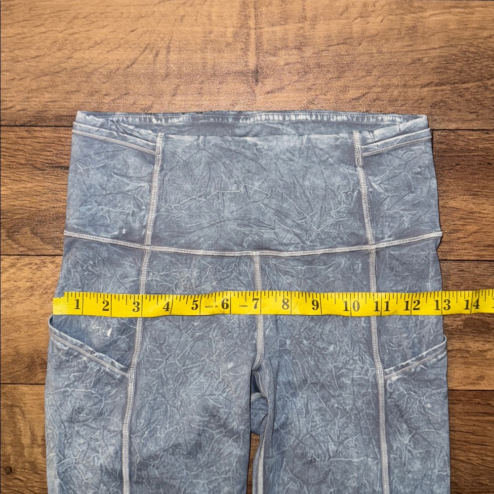 Lululemon Size 4 Fast and Free Short 10" *Ice Dye
Ice Wash Asphalt Grey Fitness - Picture 8 of 10